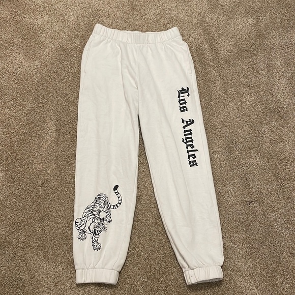 white hollister sweatpants - Picture 2 of 6